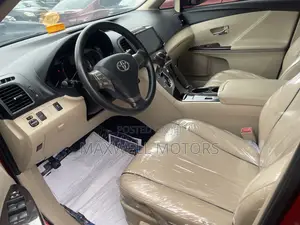 Toyota Venza AWD 2012 Red