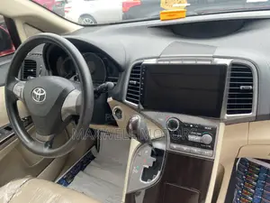 Toyota Venza AWD 2012 Red