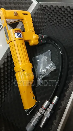 Hydraulic Cutting Machine