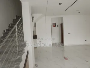 4bdrm Duplex in Gwarinpa Extension for sale