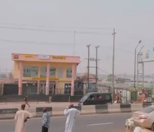 Commercial Hub