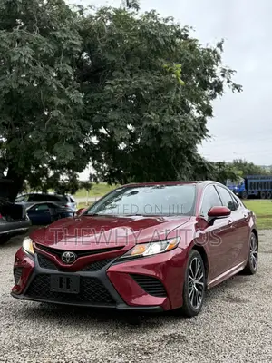 Toyota Camry SE (2.5L 4cyl 8A) 2019 Red