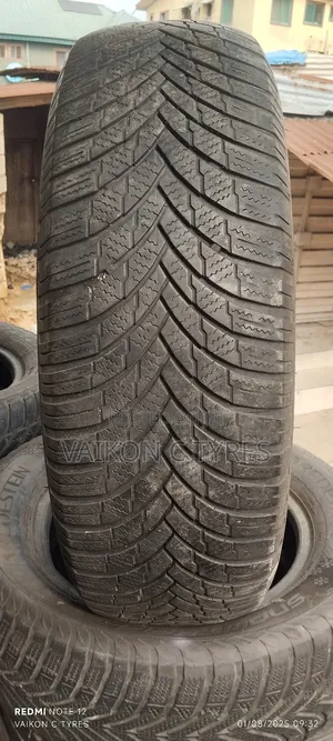 225/65r17 for Suv Vehicles Like Rav4,Lexus 330 Others