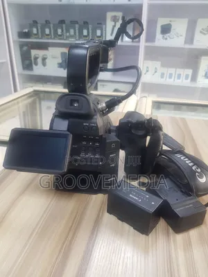Photo - Canon Eos C 100 Camera Used