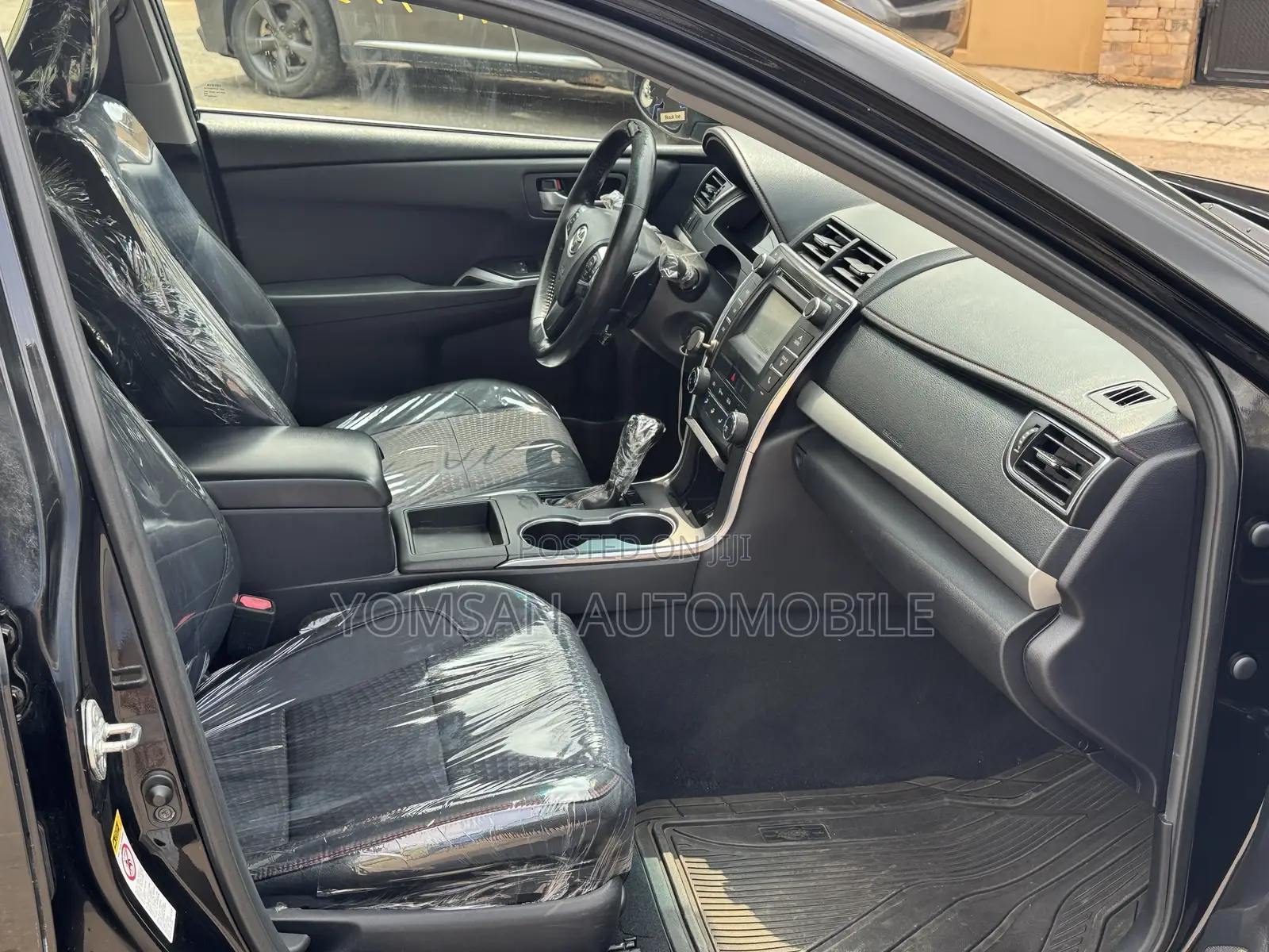 Toyota Camry SE 4dr Sedan (2.5L 4cyl 6A) 2015 Black