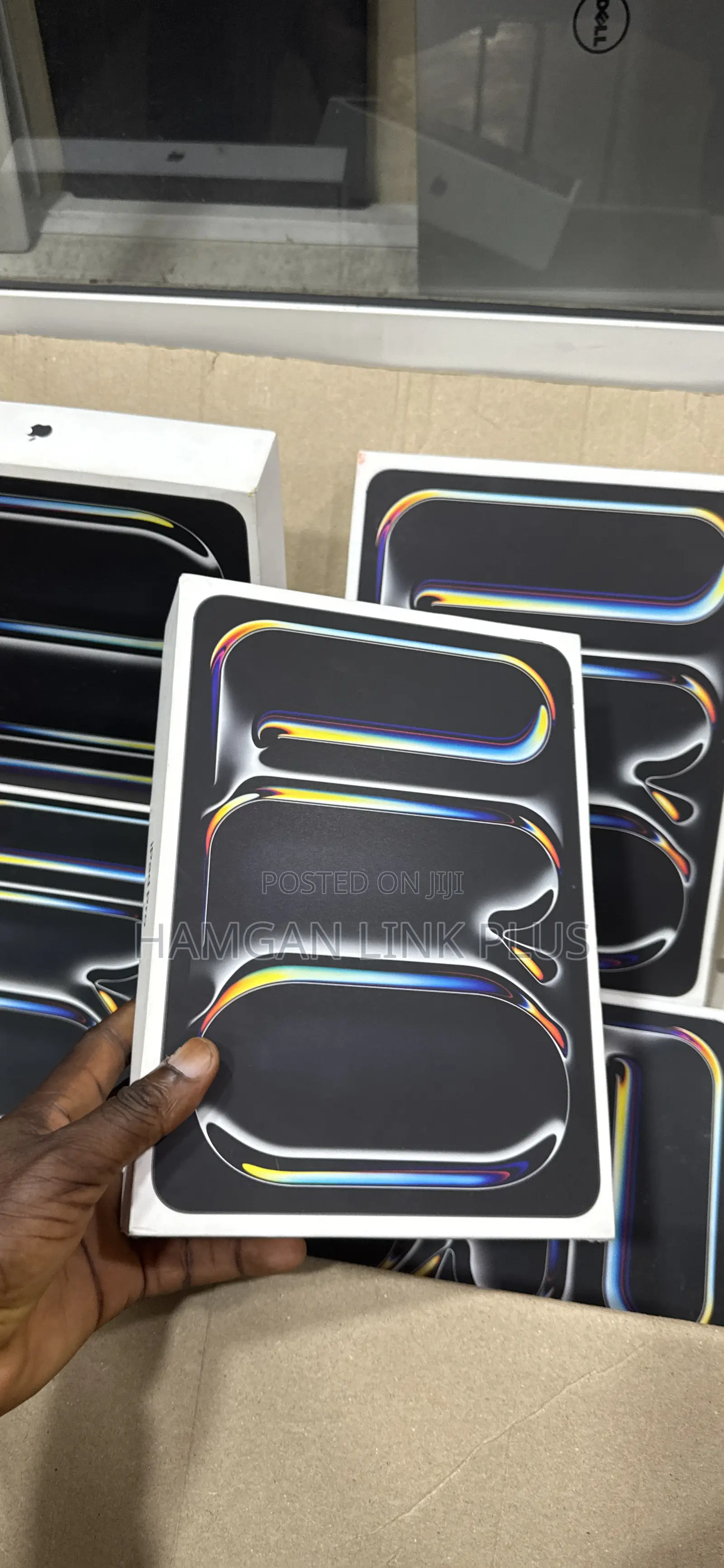 New Apple iPad Pro 11 (2024) 256 GB Black