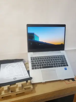 New Laptop HP EliteBook 8730W 8GB Intel Core i5 SSD 1T
