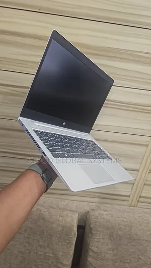 Laptop HP EliteBook 745 G6 8GB AMD Ryzen 3 SSD 256GB