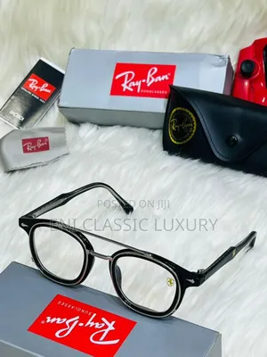 Classic Luxury Men's Eyewear Collection Rayban Well Branded