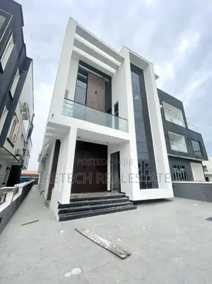 5bdrm Duplex in Orchid Road Lekki for sale
