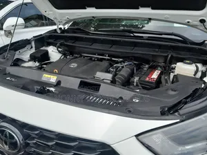 Toyota Highlander 2022 White