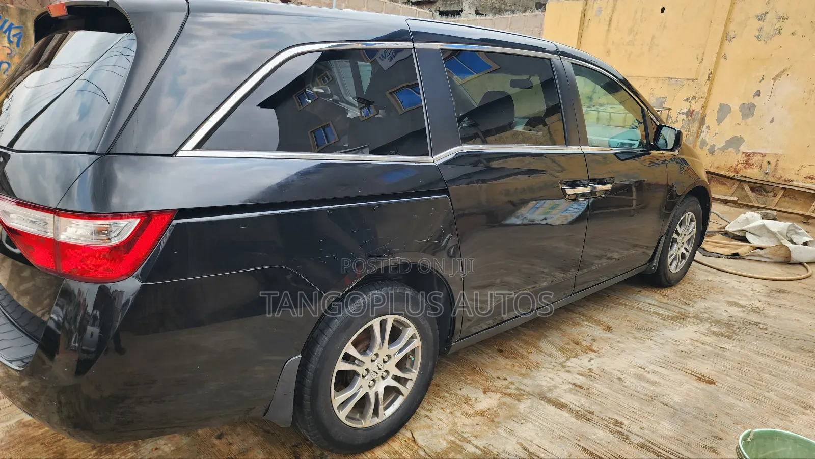 Honda Odyssey LX 2012 Black