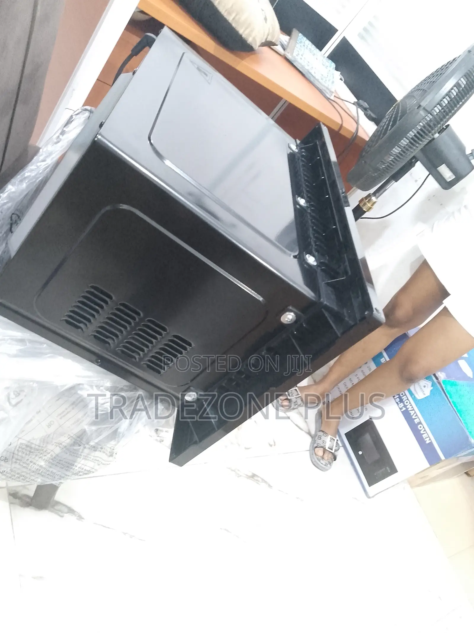 Multi-Function Microwave – Homestar Hs-81, 25l, 850w