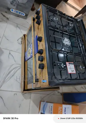 Heavy Duty Cooking Range – 5 Face Gas Burners With Oven