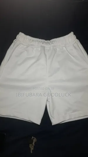 Nysc White Short Necker