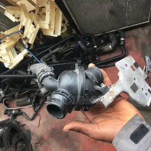 BMW F10 F30 X5 X6 Thermostat Housing