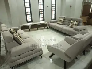 Contemporary Top Notch Eight Seaters Sofa Set