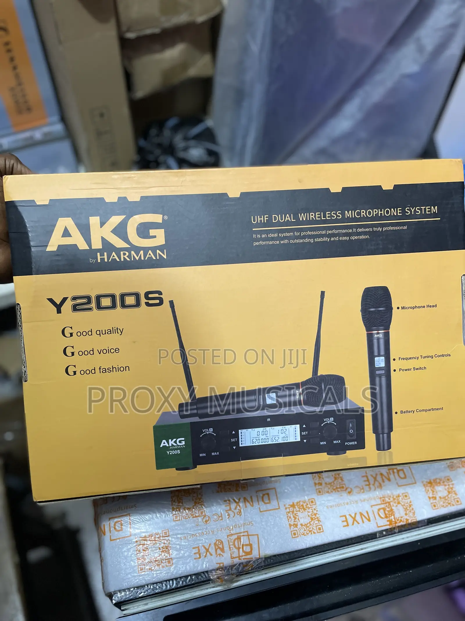 Akg Wireless Microphone Y200s
