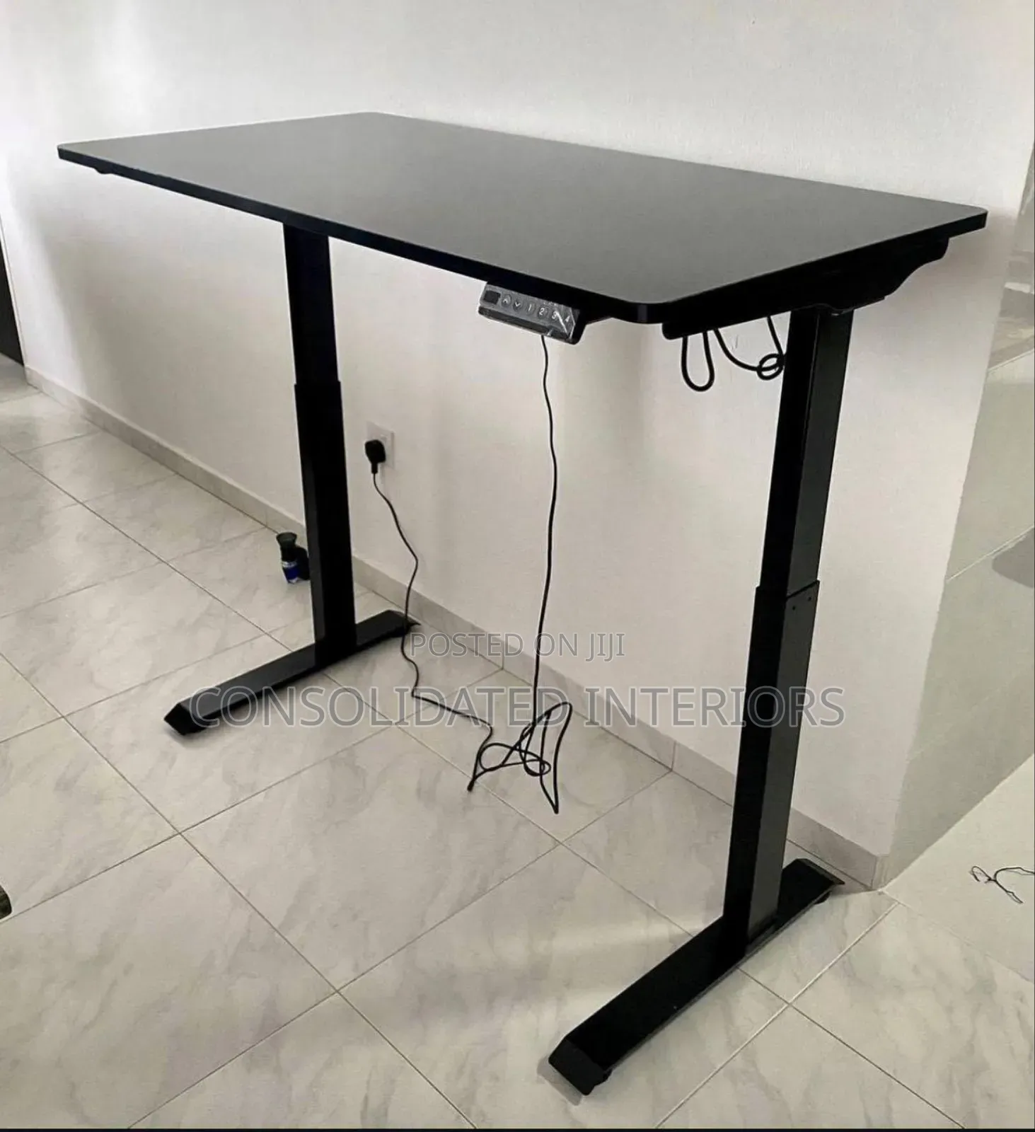 Standard Electrical Adjustable Studio and Gaming Table