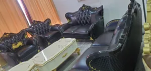 The Black Furniture of Royal Figure