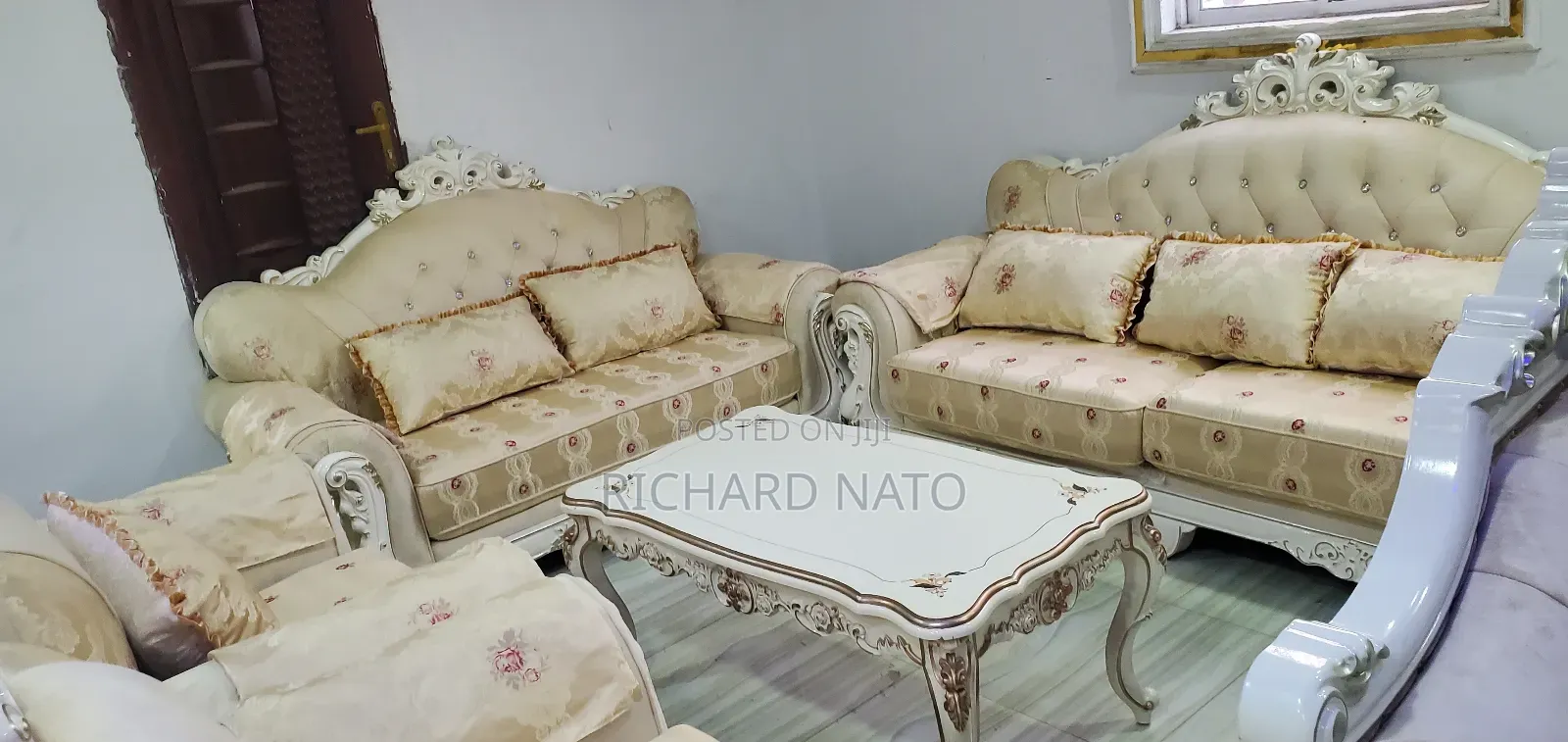 The Color Sofa Set