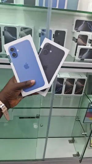 New Apple iPhone 16 Plus 128 GB Blue