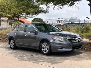 Honda Accord Sedan SE 2012 Gray