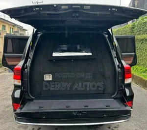 Toyota Land Cruiser 5.7 V8 VX-S 2021 Matt Black