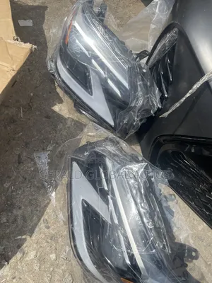 Set Head Lamp Lexus Gx 460 2020