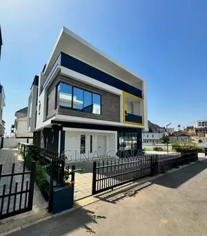 6bdrm Duplex in Main Guzape for sale
