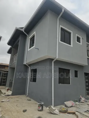 2bdrm Block of Flats in Opposite Ifedayo, Yakoyo/Alagbole for rent