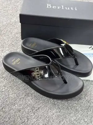 Quality Slippers for Men (1)
