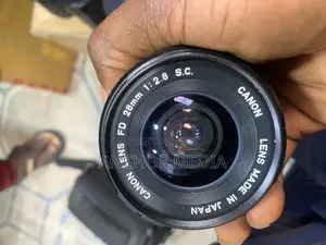 Uk Used Canon Fd 28mm 2.8 Lens