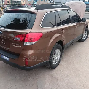 Subaru Outback 2013 Brown