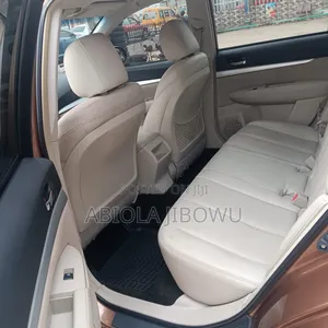 Subaru Outback 2013 Brown