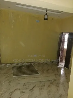 Photo - 1bdrm Apartment in Meiran, Abule Egba for rent
