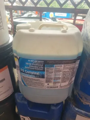Es Compleat 50/50 Extended Life Antifreeze Coolant