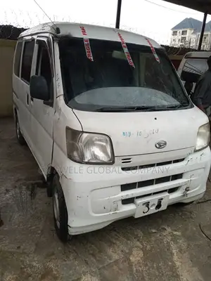 Daihatsu Hijet 2022 Silver