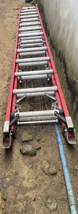 14~2 Ladder 28 Feet