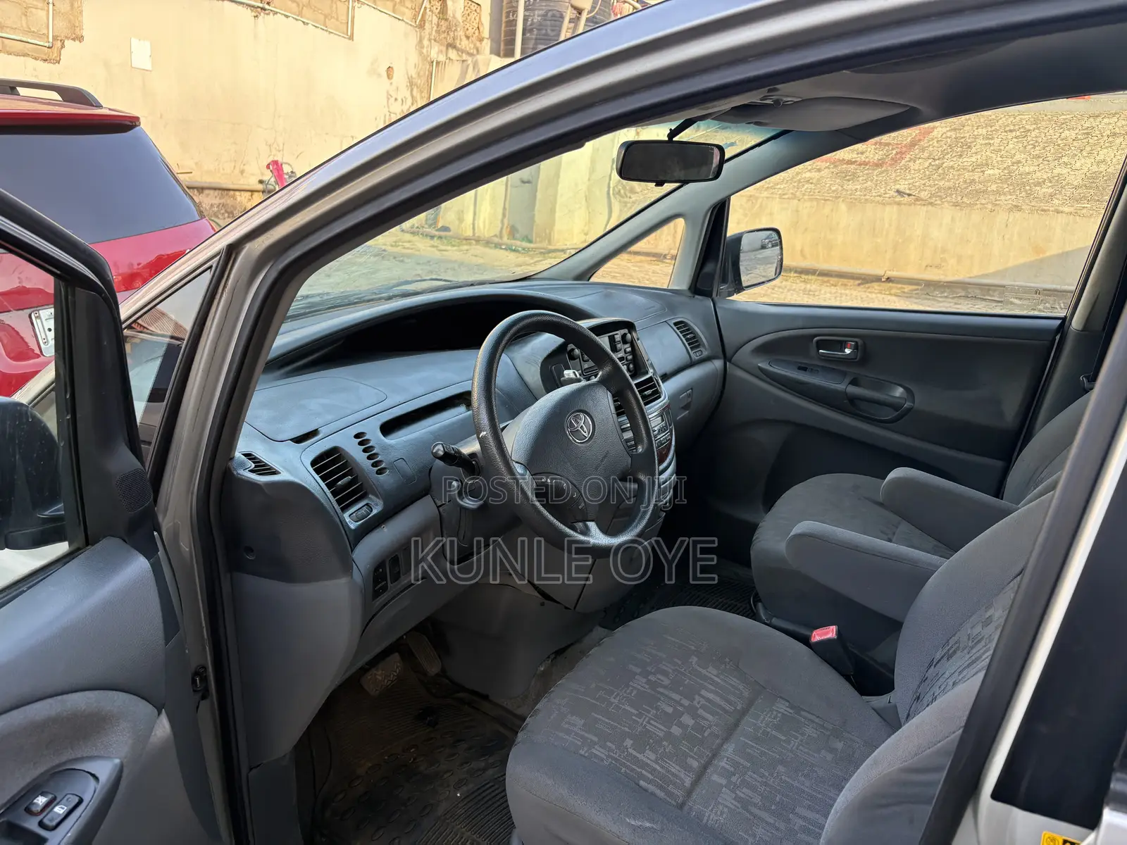 Toyota Previa Automatic 2004 Silver