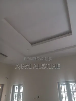 4bdrm Duplex in Alagbaka, Adjacent, Akure for rent