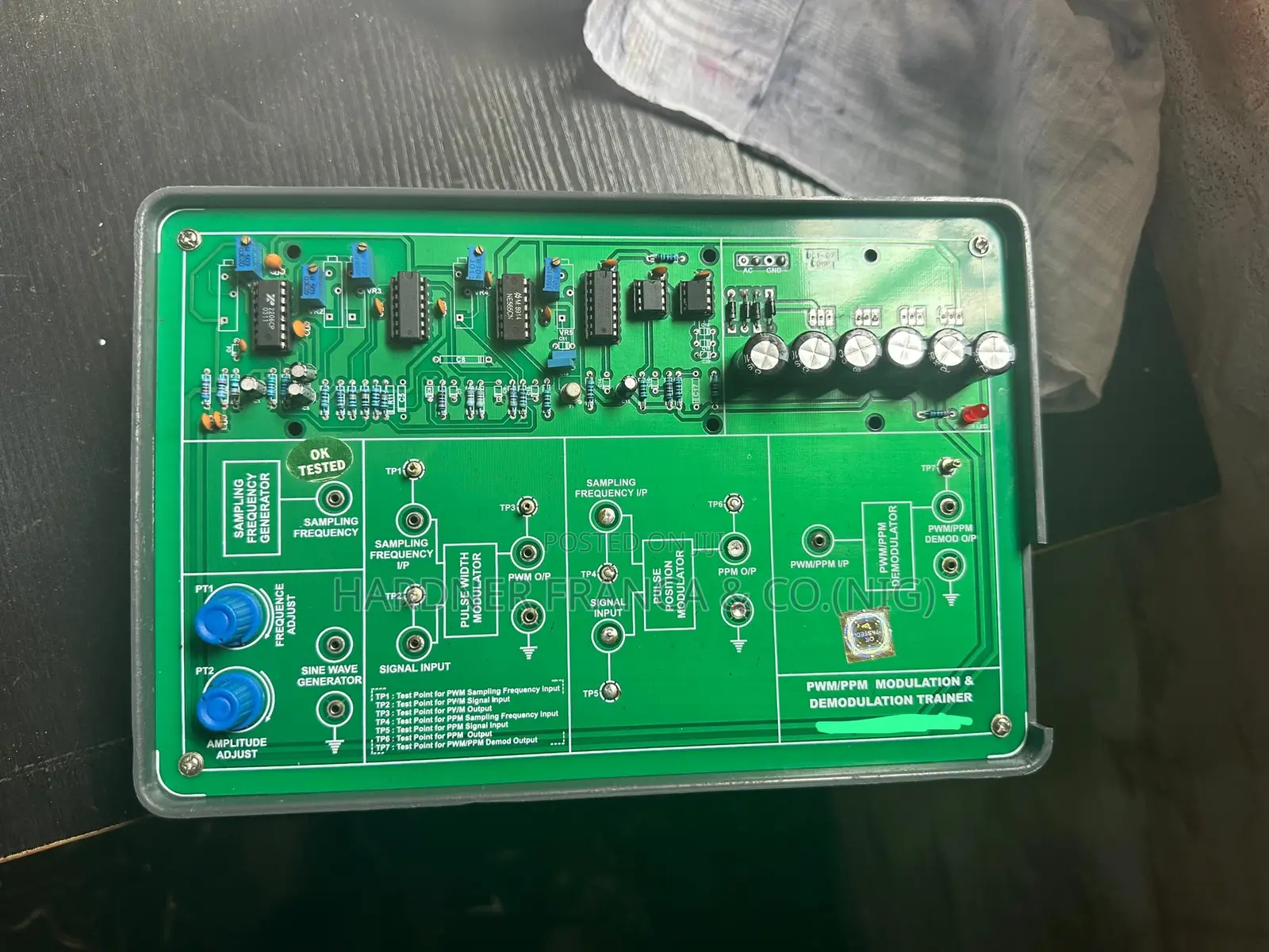 PWM/PPM Modulation and Demodulation Trainer