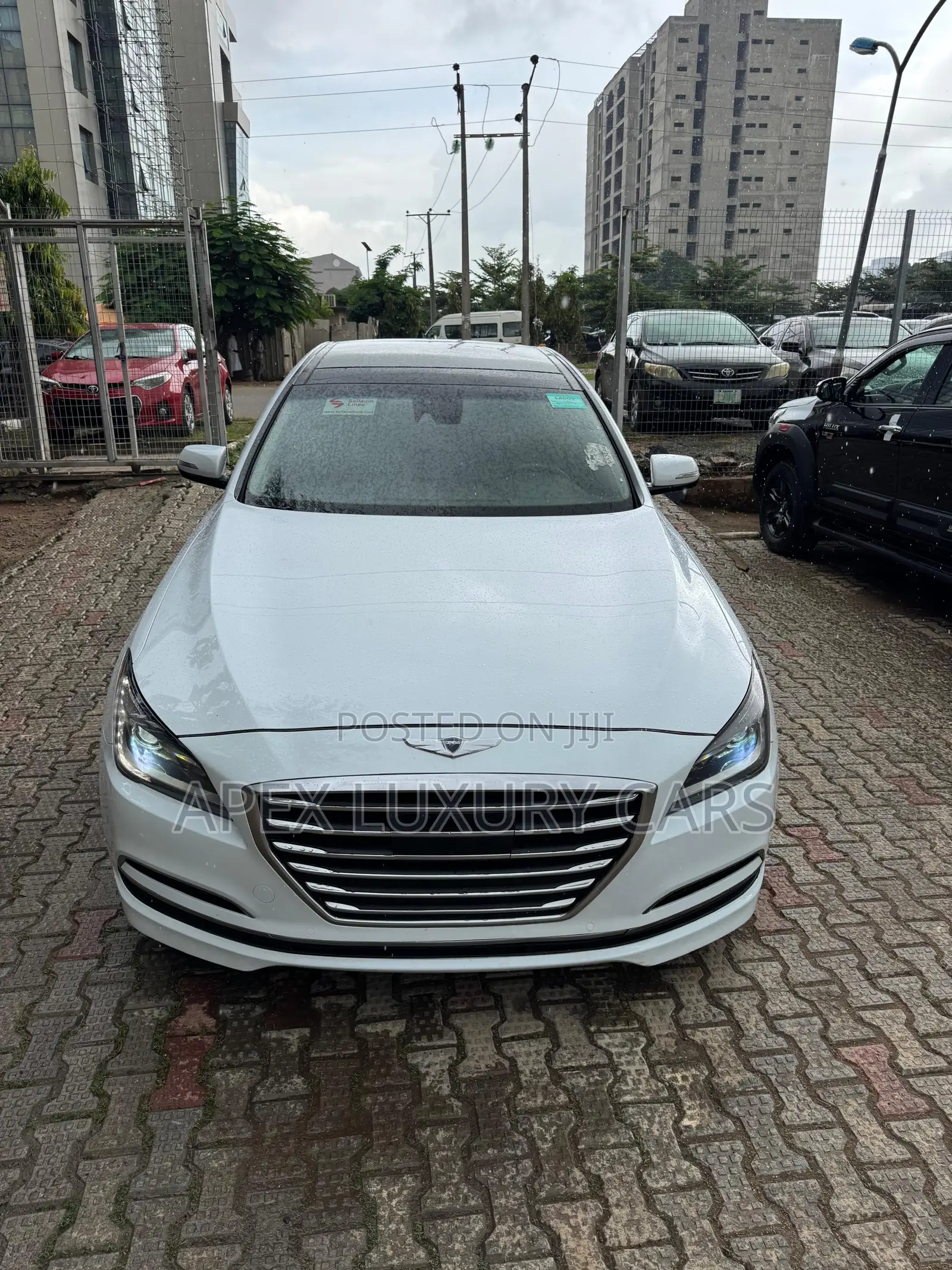 Hyundai Genesis 2015 White
