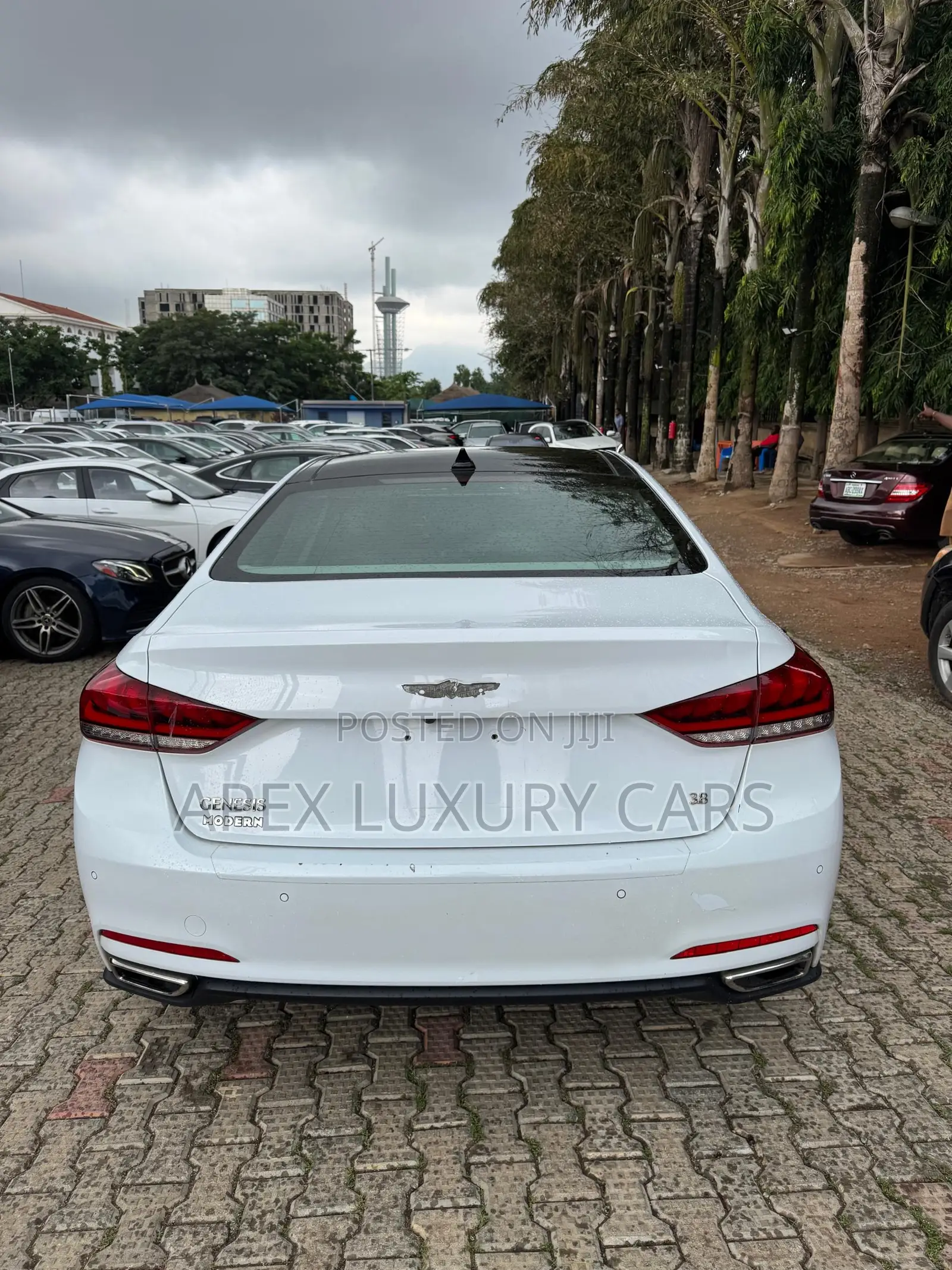 Hyundai Genesis 2015 White