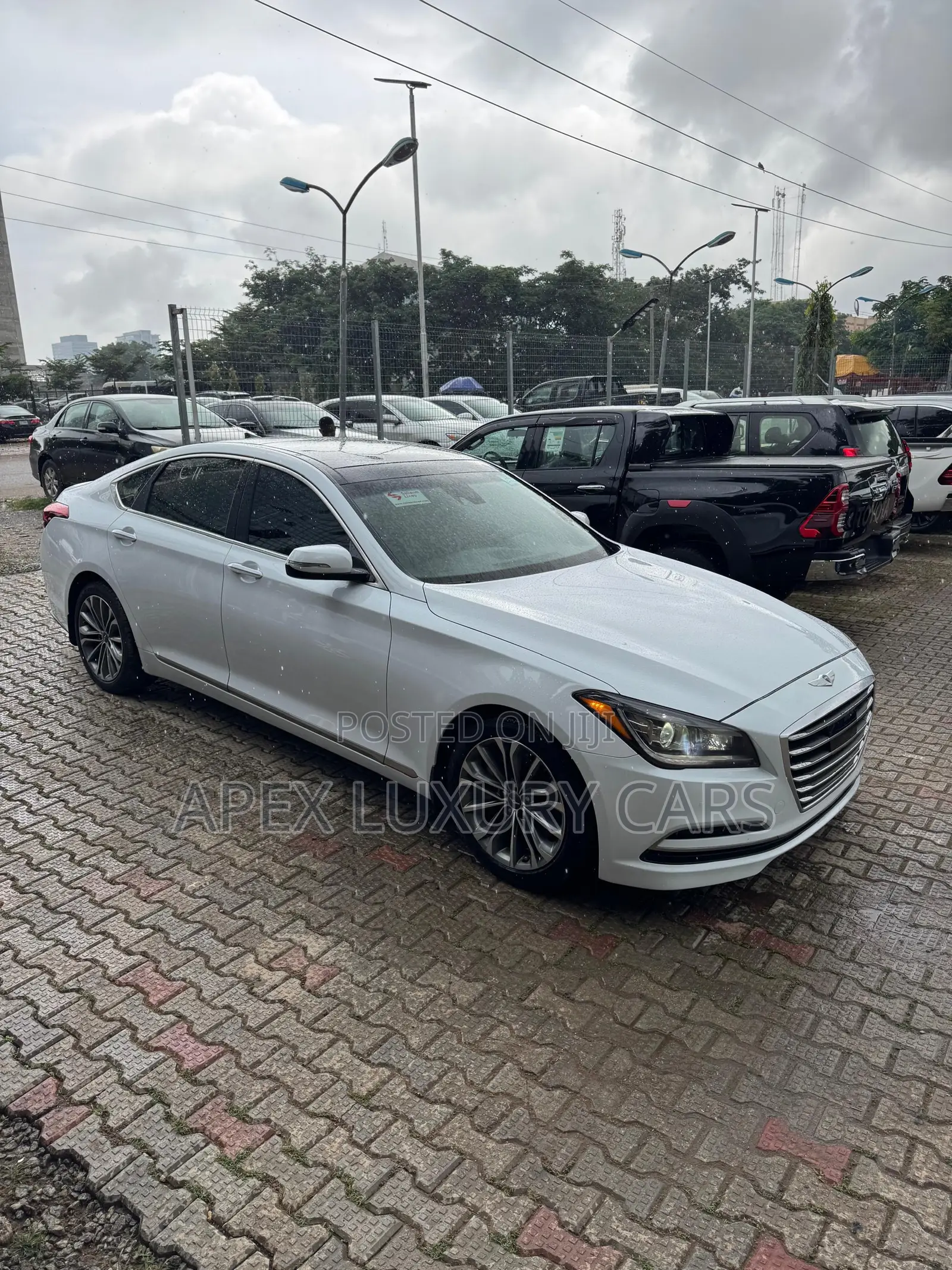 Hyundai Genesis 2015 White