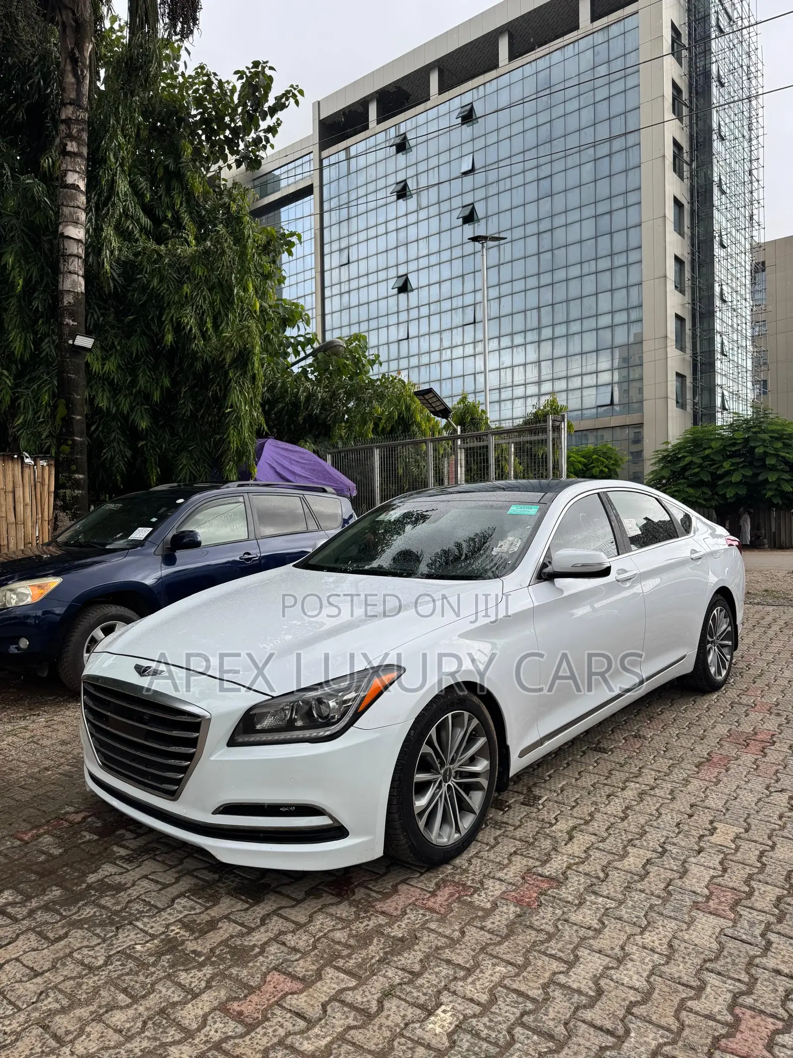 Hyundai Genesis 2015 White