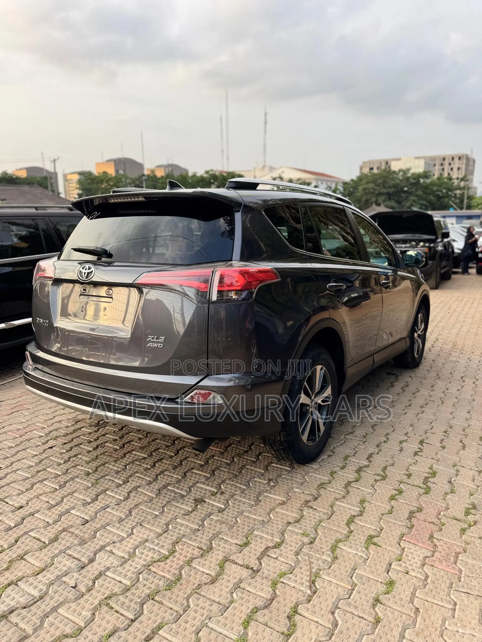Toyota RAV4 2016 Gray