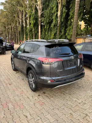 Toyota RAV4 2016 Gray