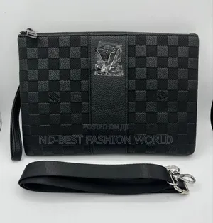 Black Men's Louis Vuitton Luxury Purse