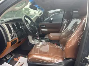 Toyota Sequoia 2016 Gray